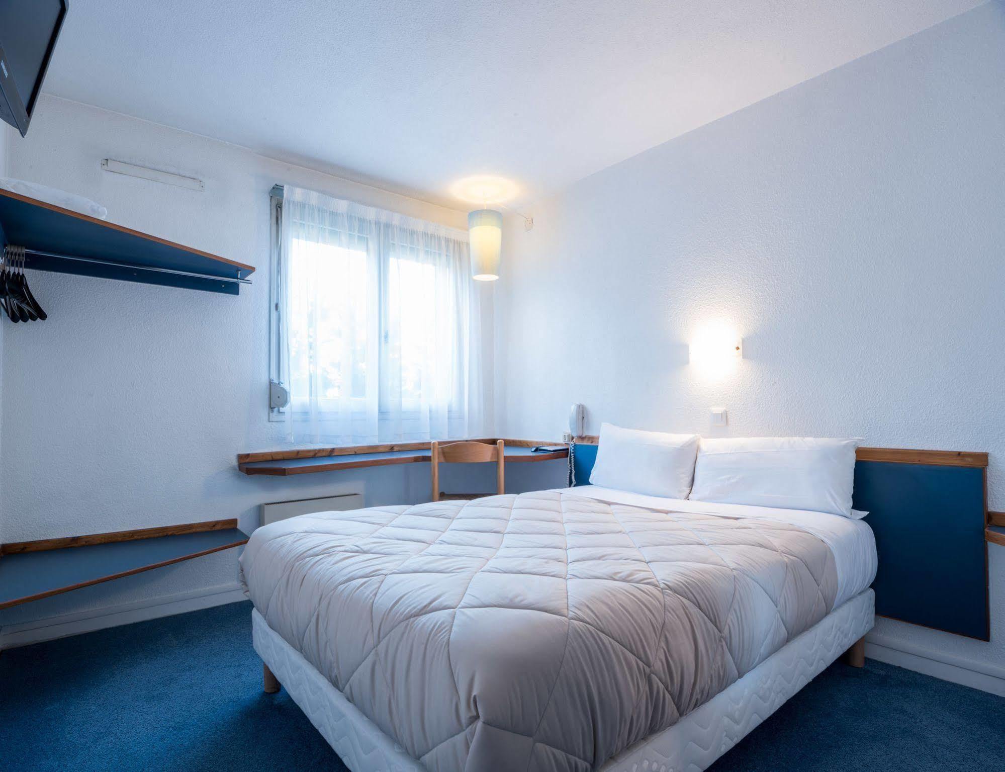 Hôtel Lumière des Alpes Bron Esterno foto